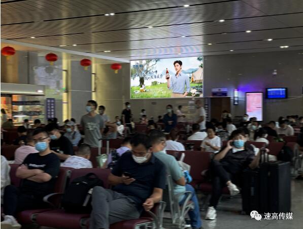 酒行業(yè)戶外廣告勢頭迅猛，行業(yè)發(fā)展向好！